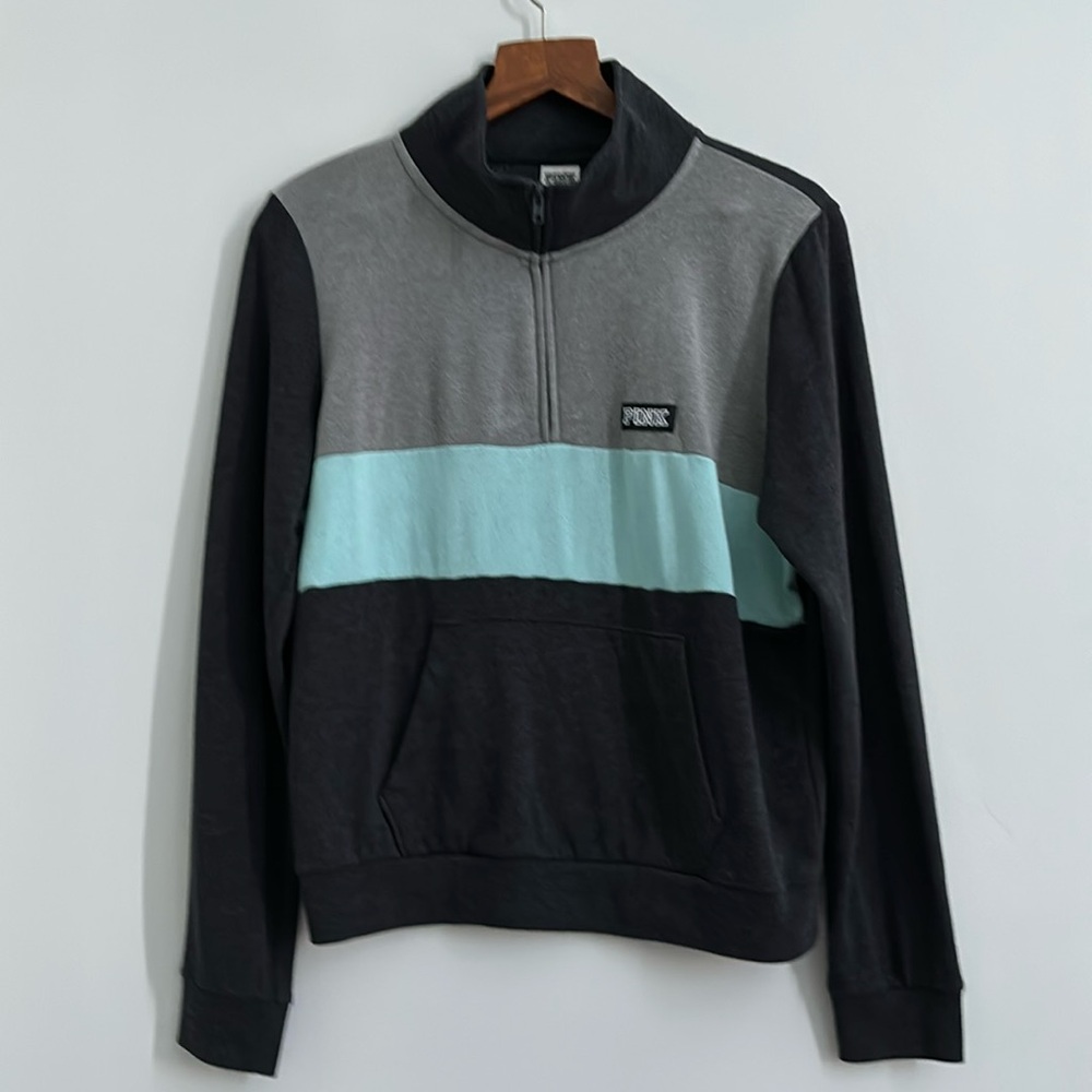 PINK Victoria’s Secret Gray Long Sleeved Half Zip Up Sweater